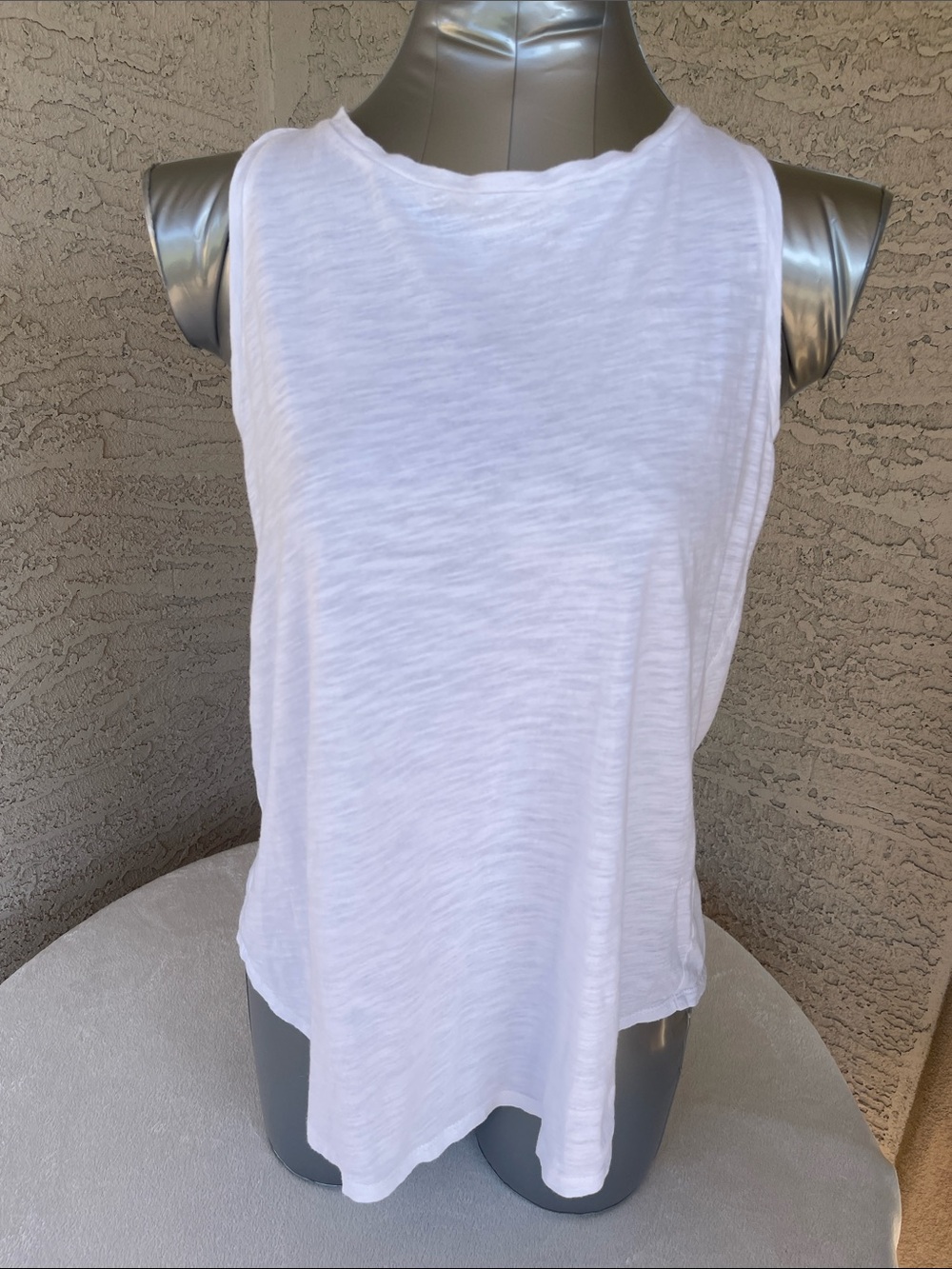 Loft White Sleeveless Women’s Tank Top 100% cotton